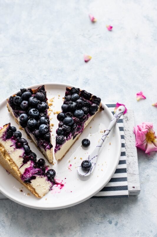 Effective strategies to stop binging and overeating